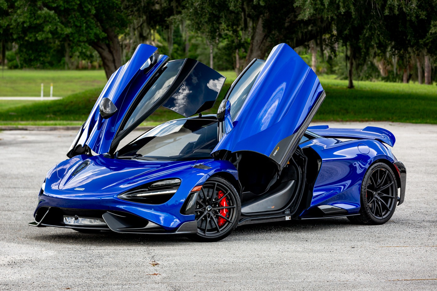 Used-2021-McLaren-765LT